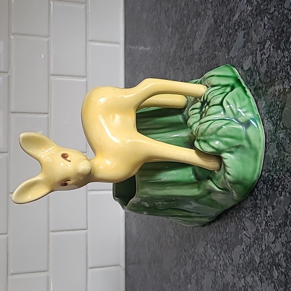 Shawnee Art Pottery Yellow Deer Planter  - Vintage MCM - Picture 1 of 13